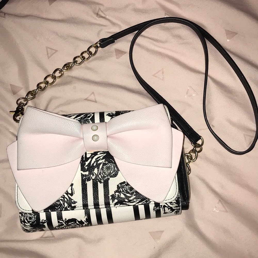 It’s so cute! But I’ve outgrown it.